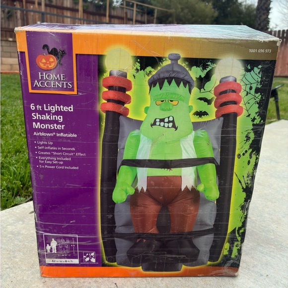 Home Accent6 Ft ANIMATED Shaking Monster Lighted Halloween Airblown Inflatable